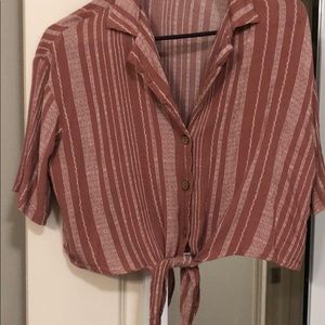 Light pink tied crop top